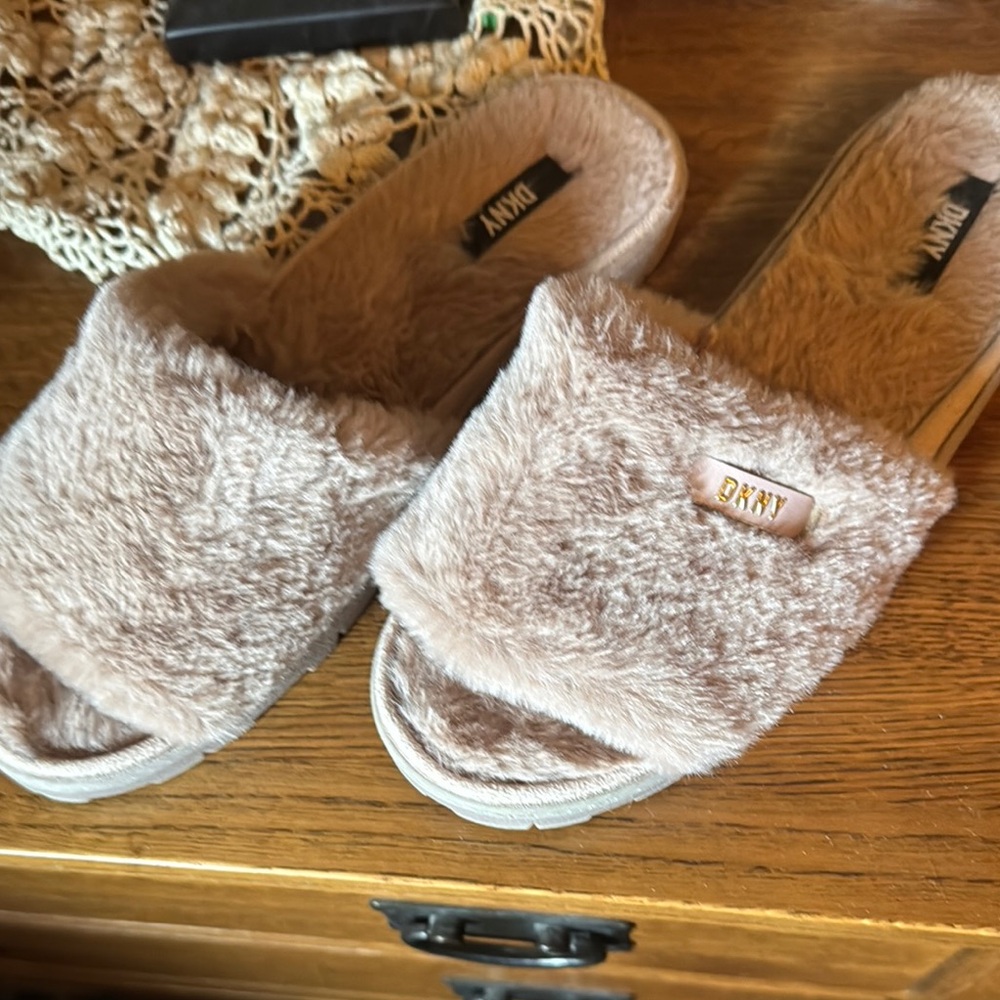 DKNY Tan Slide Slippers with Lace Detail